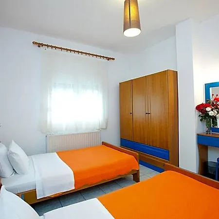 Yiouli 2* Melivoia