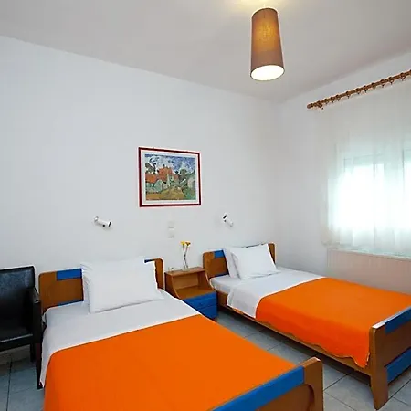 Yiouli Hotel